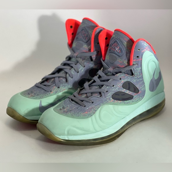 christmas hyperposite